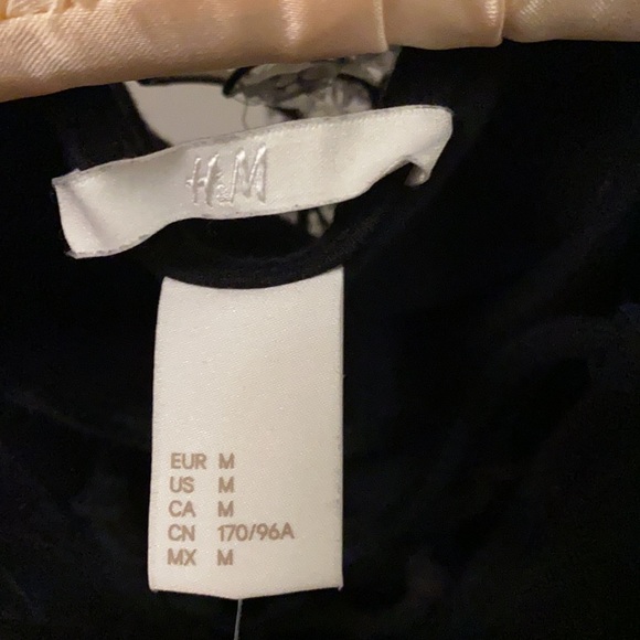 Black Bodysuit from H&M - Picture 3 of 4